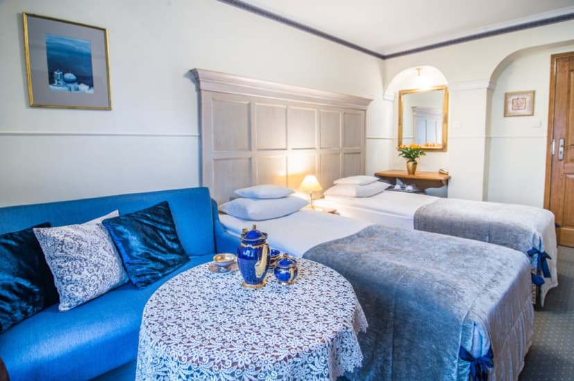 Rekreacyjny Pobyt (1 Noc, 2 Osoby) | Hotel Dwa Księżyce | Kazimierz Dolny