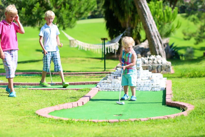 Minigolf dla Rodziny | Bardo