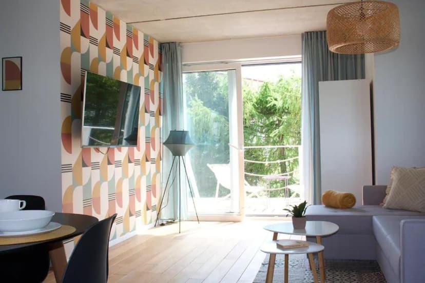 Pobyt w Apartamencie (5 Nocy, 1-4 Osoby) | Apartamenty nad morzem AHOJ & LABA