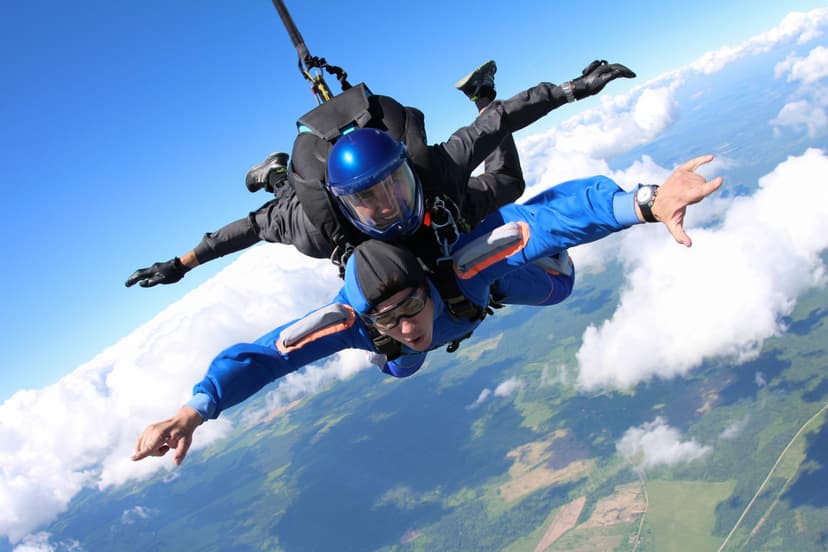 Skok ze Spadochronem dla Dwojga | Leszno