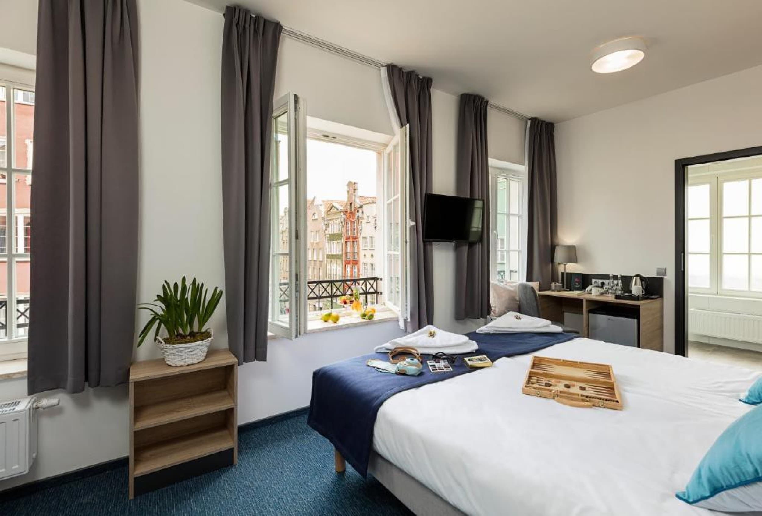 Romantyczny Pobyt (1 Noc, 2 Osoby) | Fama Residence Hotel | Gdańsk | Wyjątkowy Prezent