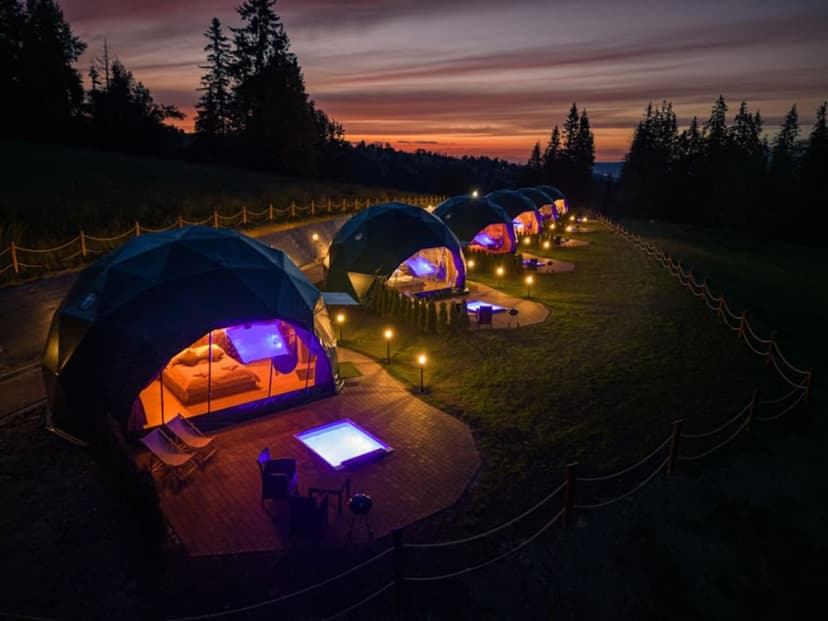 Relaksujący Glamping (1 Noc, 2 Osoby) | Peak Glamp | Poronin