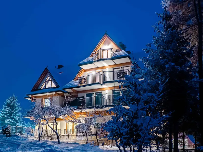 Rekreacyjny Pobyt (2 Noce, 2 Osoby) | Golden Apartments | Zakopane