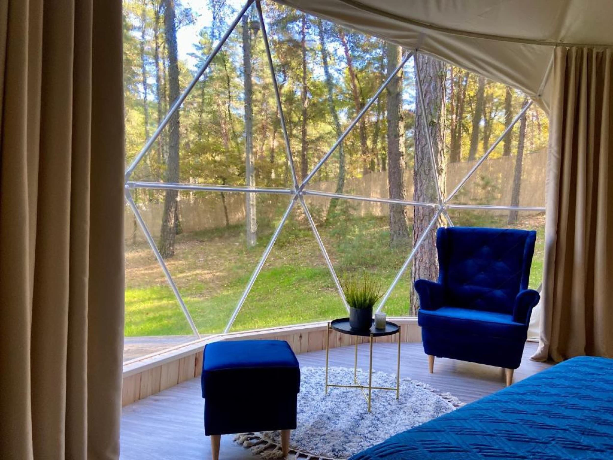 Odprężający Glamping (1 Noc, 1-4 Osoby) | Planeta Glamping | Zalesie Górne | Wyjątkowy Prezent