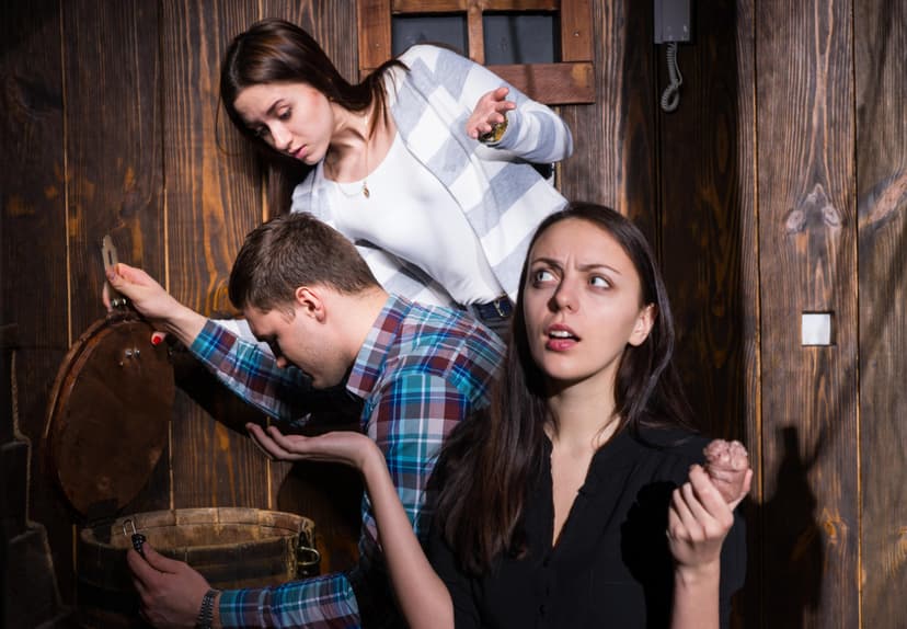 Przygoda w Escape Room "Opuszczona Klinika" dla Przyjaciół (6 osób) | Kielce