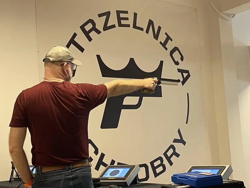 Poznaj Strzelanie z Broni Pneumatycznej | Warszawa