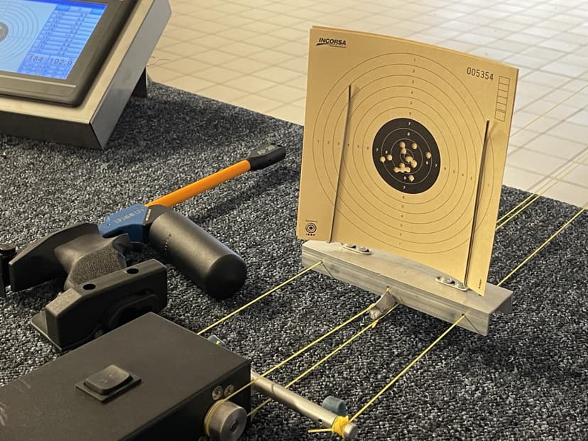 Poznaj Strzelanie z Broni Pneumatycznej dla Dwojga | Warszawa