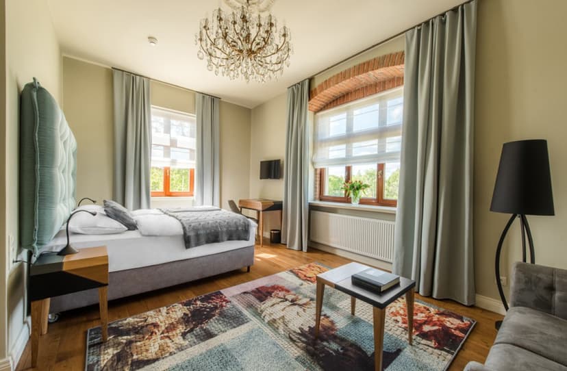 Urokliwy Pobyt w Pałacu (2 Noce, 2 Osoby) | Pałac Warlity | Olsztynek (okolice)