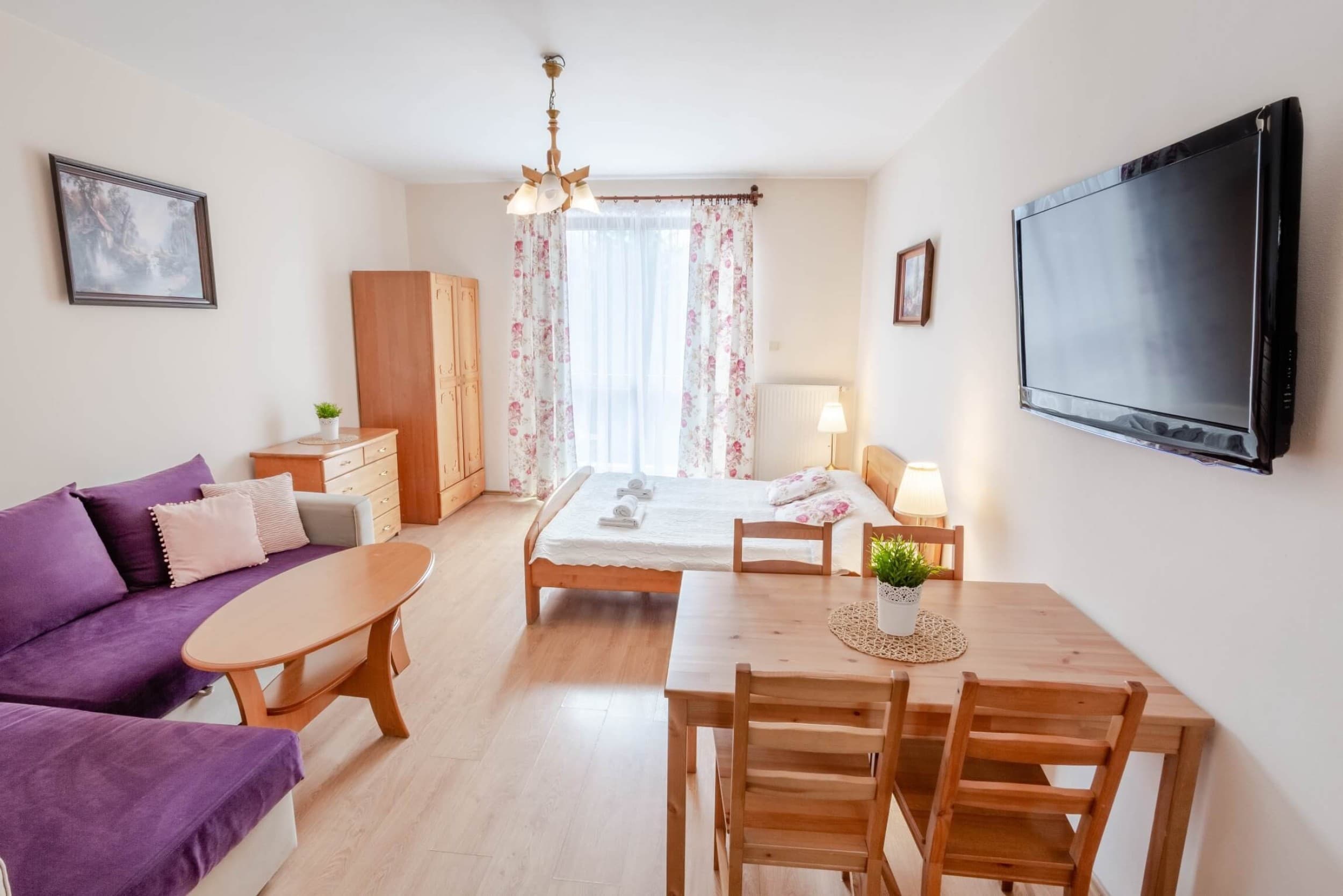 Pobyt w Górach (3 Noce, 1-4 Osoby) | Apartamenty Velvet | Kościelisko | Wyjątkowy Prezent