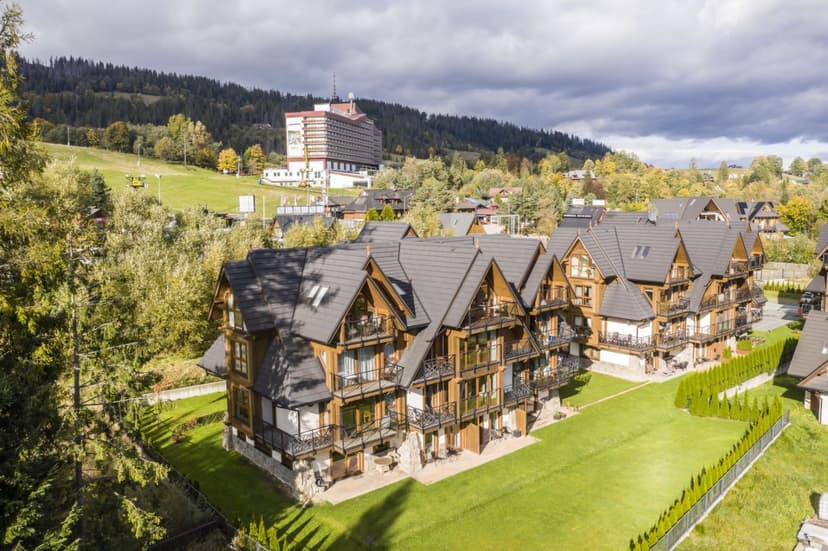 Pobyt w Apartamencie (2 Noce, 1-4 Osoby) | Mountain Base | Zakopane