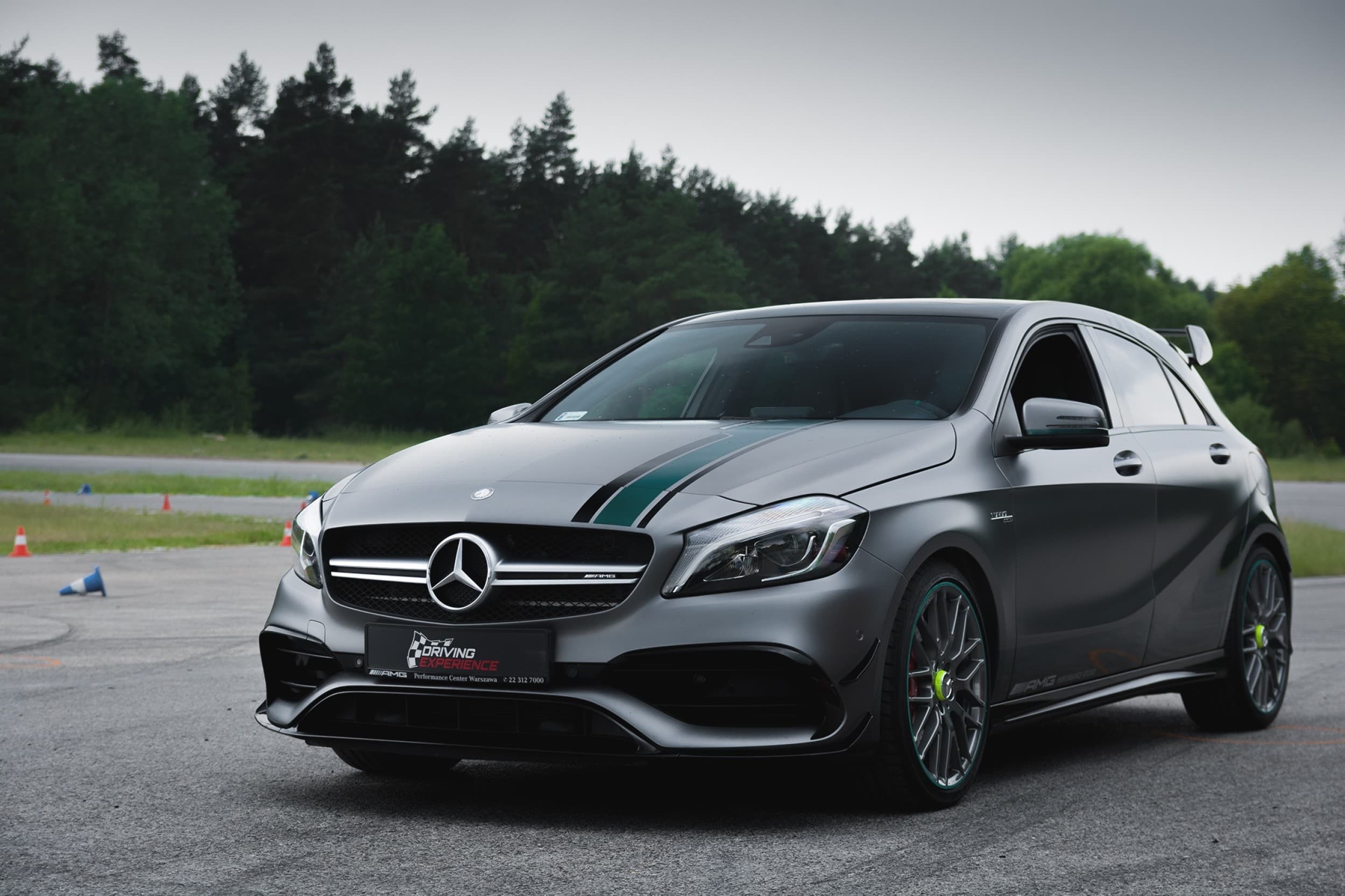Jazda Mercedesem AMG A45 dla Dwojga (5 okrążeń) | Kielce | Wyjątkowy Prezent