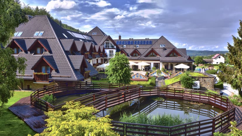 Odprężający Pobyt w Beskidach (1 Noc, 2 Osoby) | Hotel&SPA Czarny Groń | Rzyki