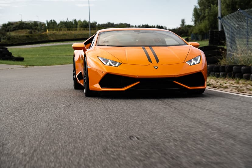 Jazda Lamborghini Huracan | 2 okrążenia | Tor Główny Poznań