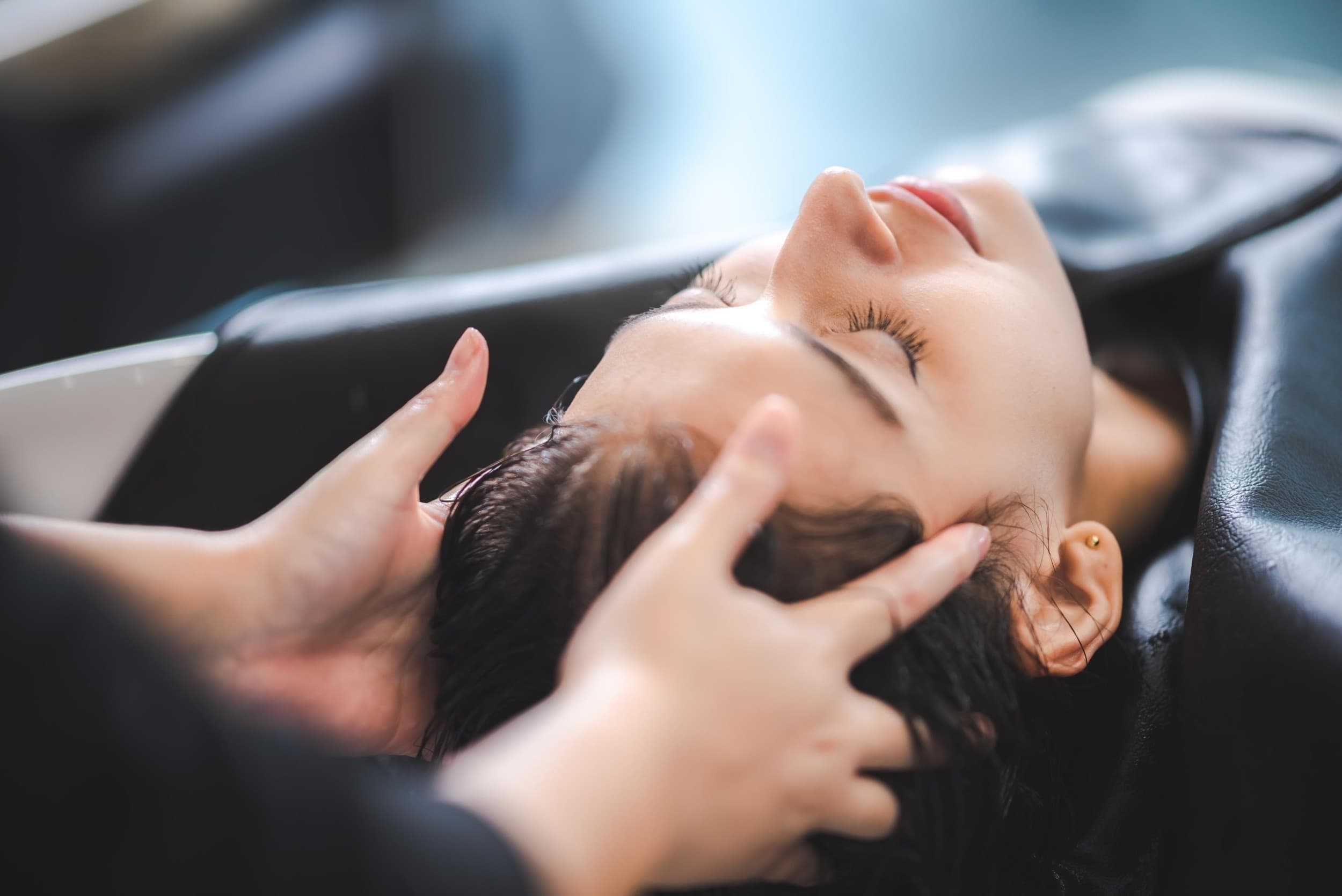 Rytuał "Head Spa" z Konsultacją Trychologiczną | Toruń | Wyjątkowy Prezent