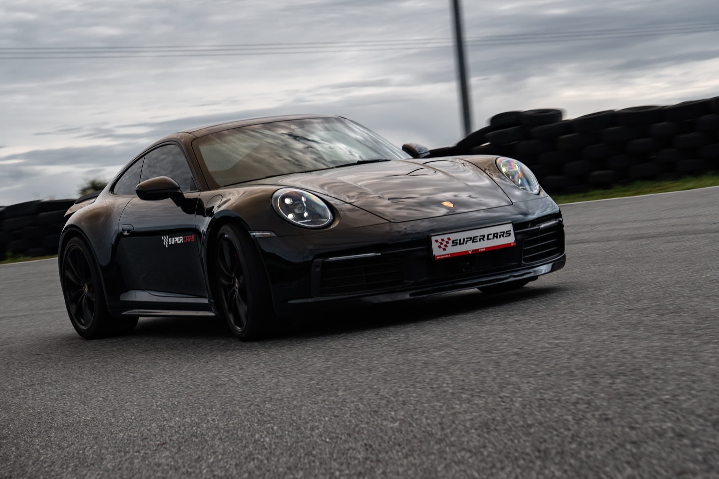 Jazda Porsche 911 | 4 okrążenia | Wiele Lokalizacji | Wyjątkowy Prezent