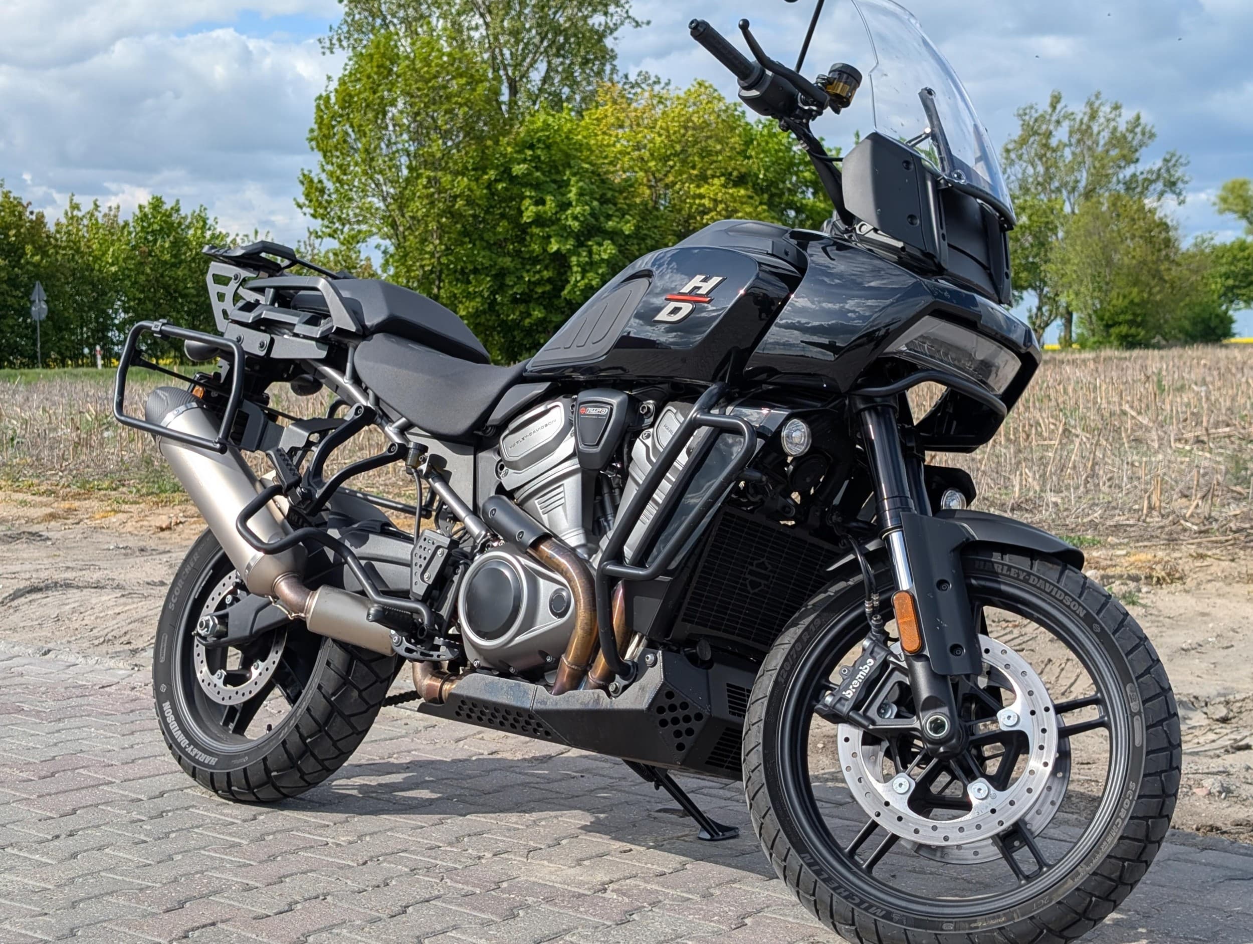 Tygodniowa Wyprawa Motocyklem Harley-Davidson Pan America 1250 | Wiele Lokalizacji | Wyjątkowy Prezent