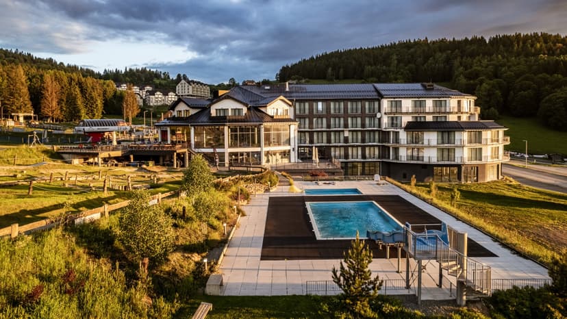 Wymarzony Pobyt w Górach | Sun & Snow Czarna Góra Resort | Wiele Lokalizacji