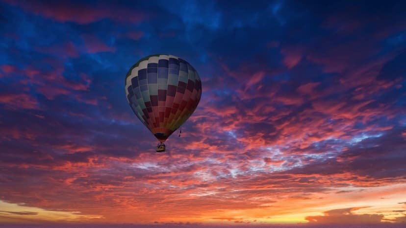 Lot Balonem o Wschodzie Słońca (pon.-nd.) | Wiele Lokalizacji
