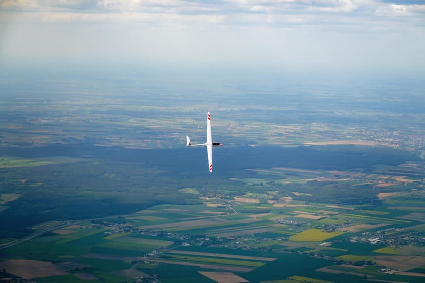 Lot Widokowy Szybowcem (40 minut) | Leszno