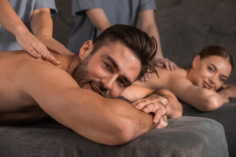 Pielęgnacyjny Rytuał SPA “Miodowy Raj” dla Dwojga | Gdańsk