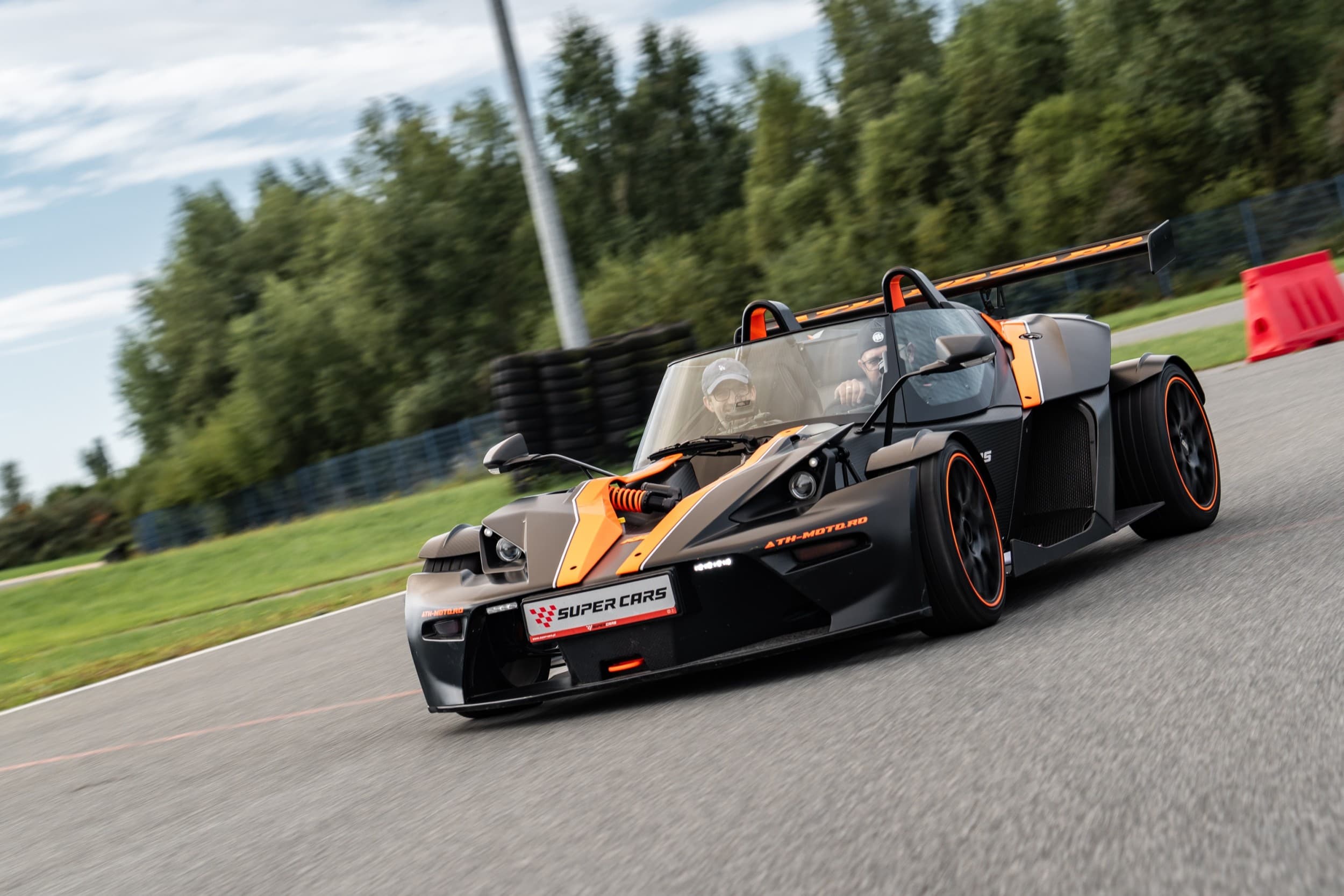 Jazda KTM X-BOW | 4 okrążenia | Wiele Lokalizacji