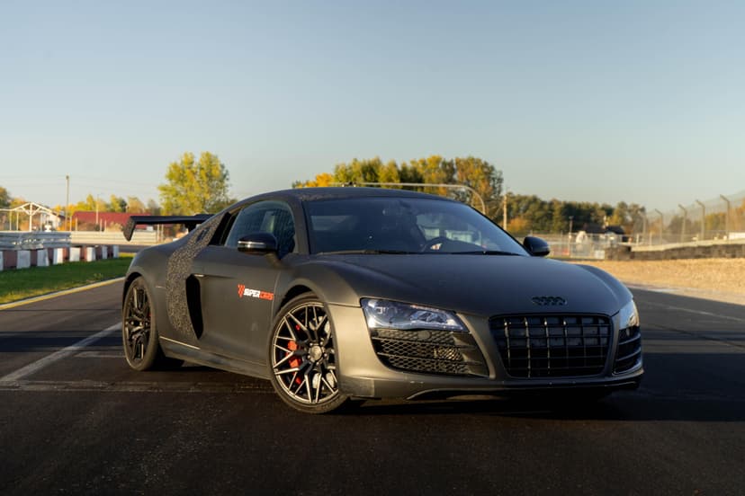 Jazda Audi R8 V10 | 2 okrążenia | Tor Główny Poznań