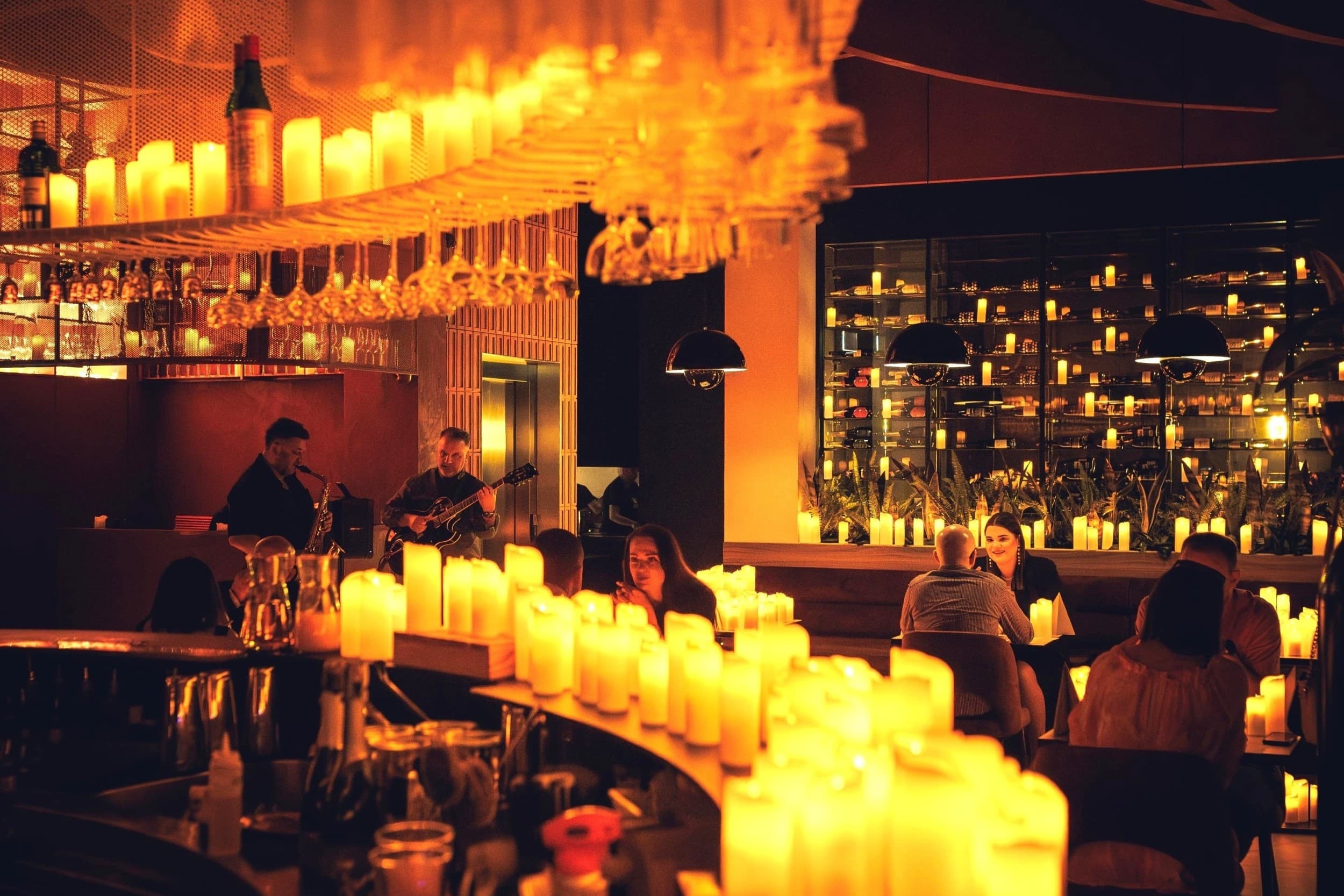 Candlelit Dinner - Kolacja wśród Tysiąca Świec dla Dwojga | Łódź | Wyjątkowy Prezent