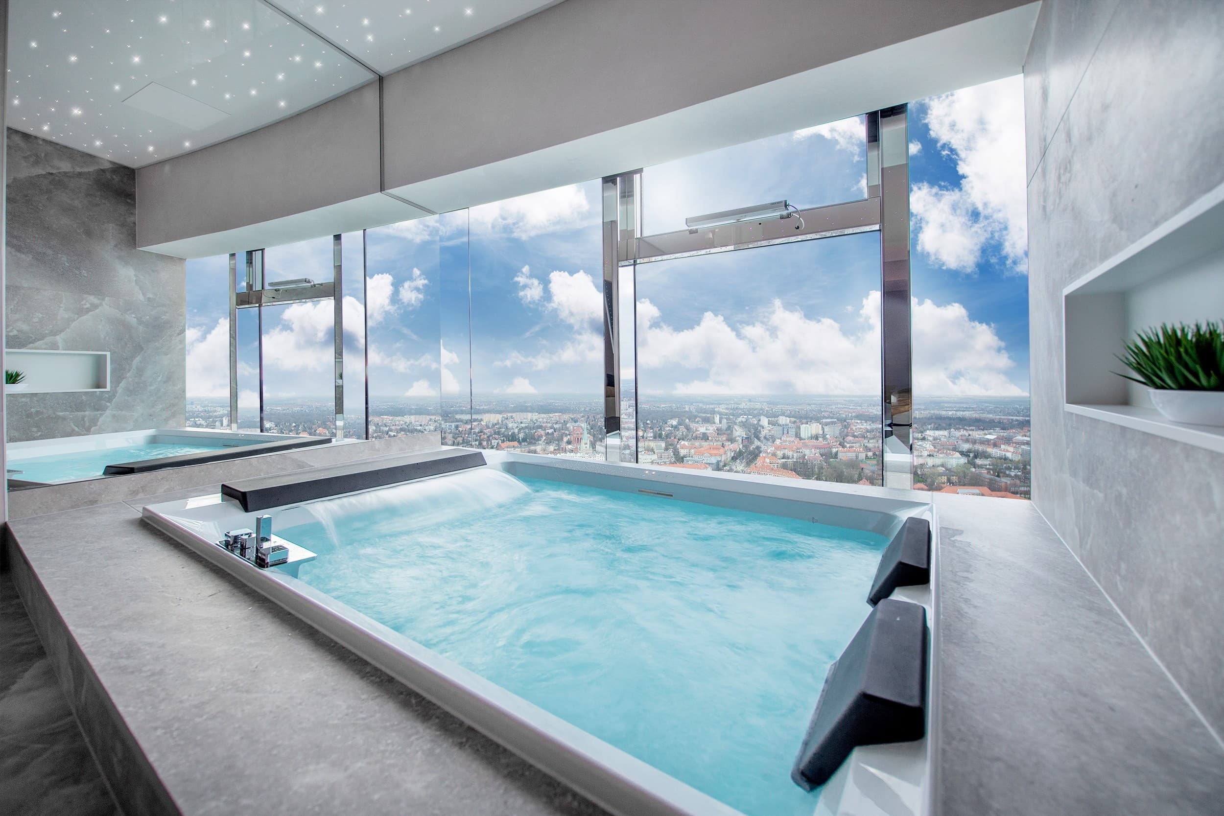 Luksusowy Pobyt w Apartamencie z Jacuzzi (1 Noc, 1-4 Osoby) | Apartamenty Sky Tower | Wrocław