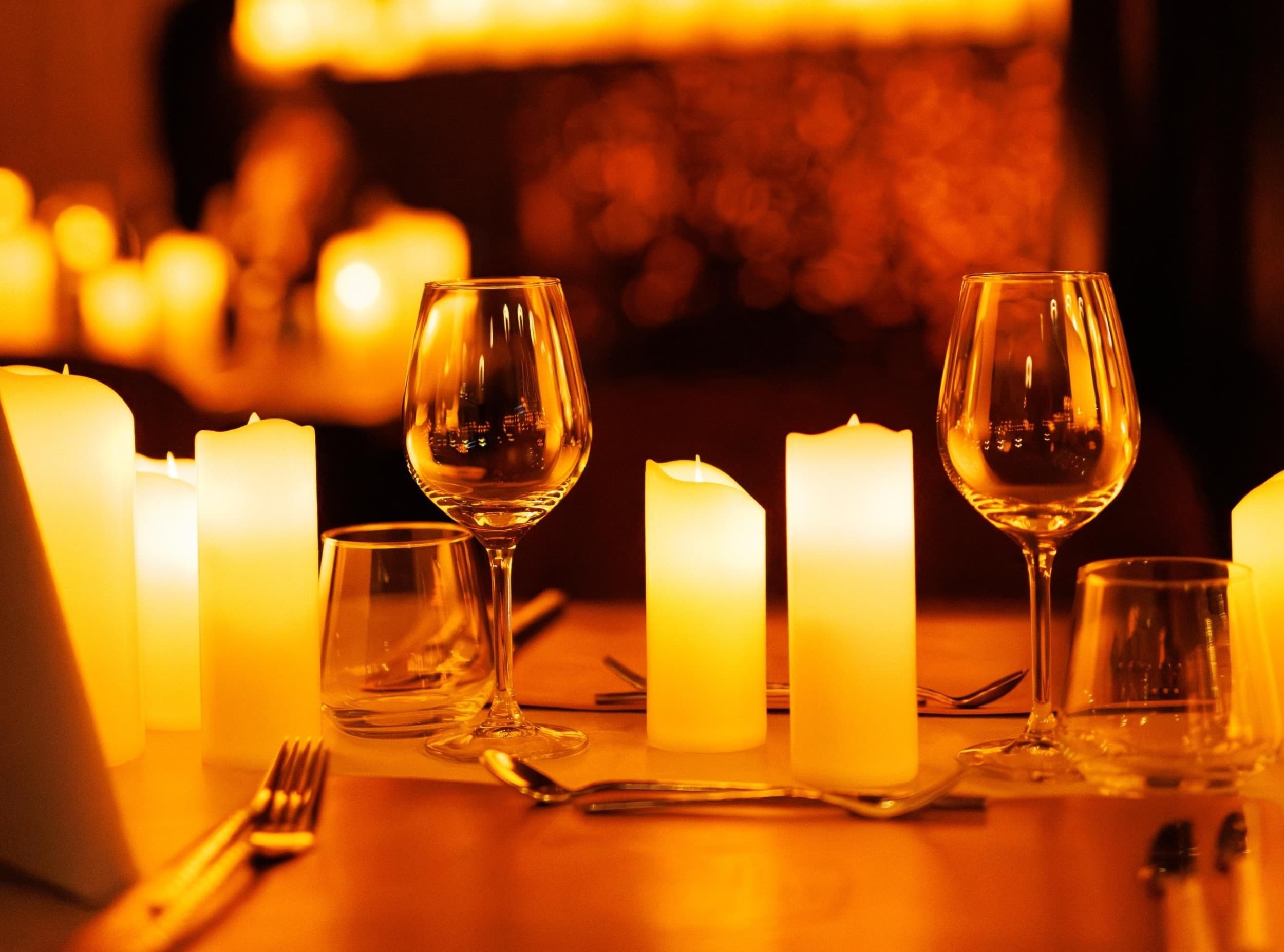 Candlelit Dinner - Kolacja wśród Tysiąca Świec | Warszawa | Wyjątkowy Prezent