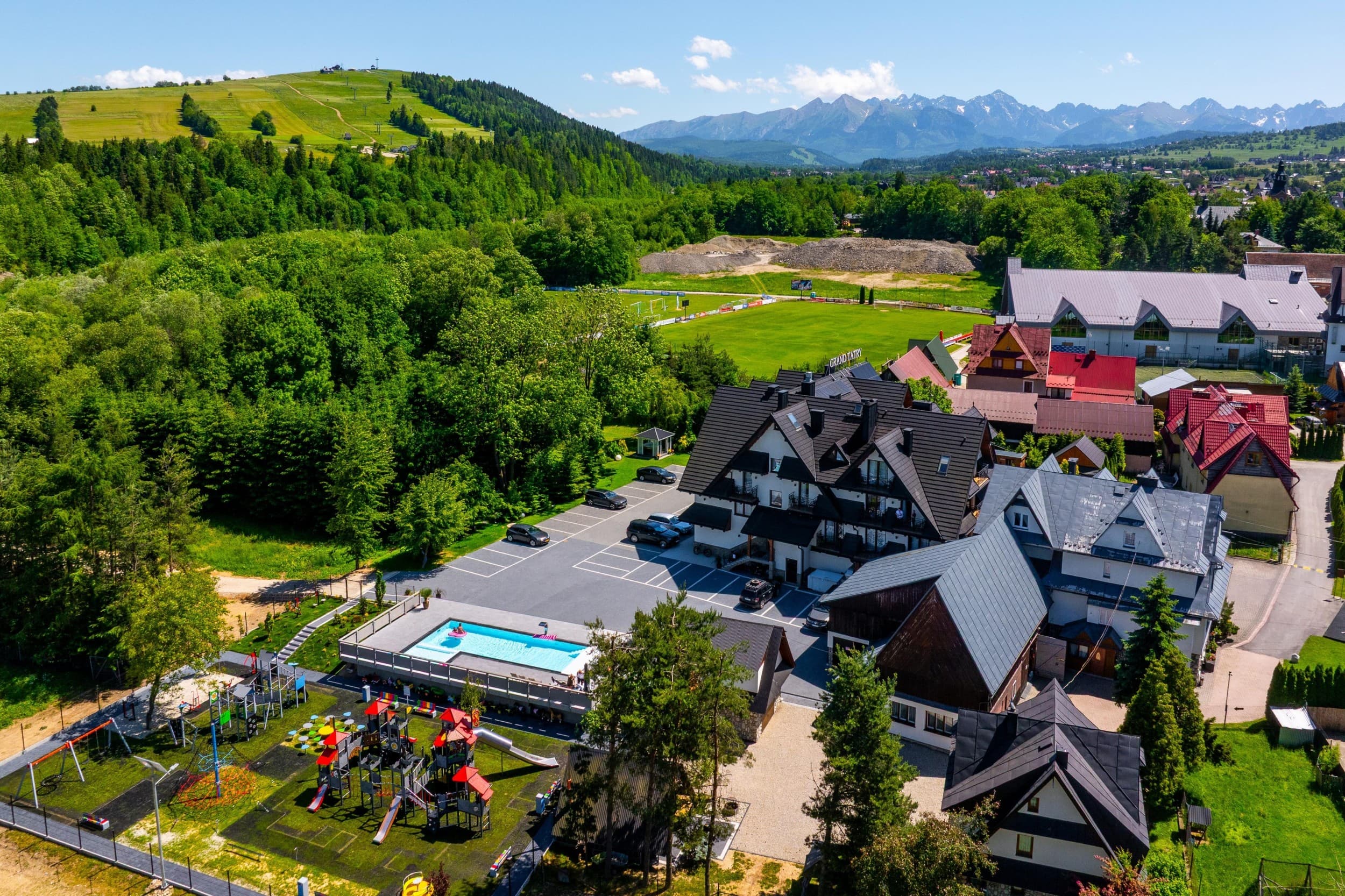 Wakacyjny Pobyt w Górach (3 Noce, 2 Osoby) | Grand Tatry | Białka Tatrzańska |