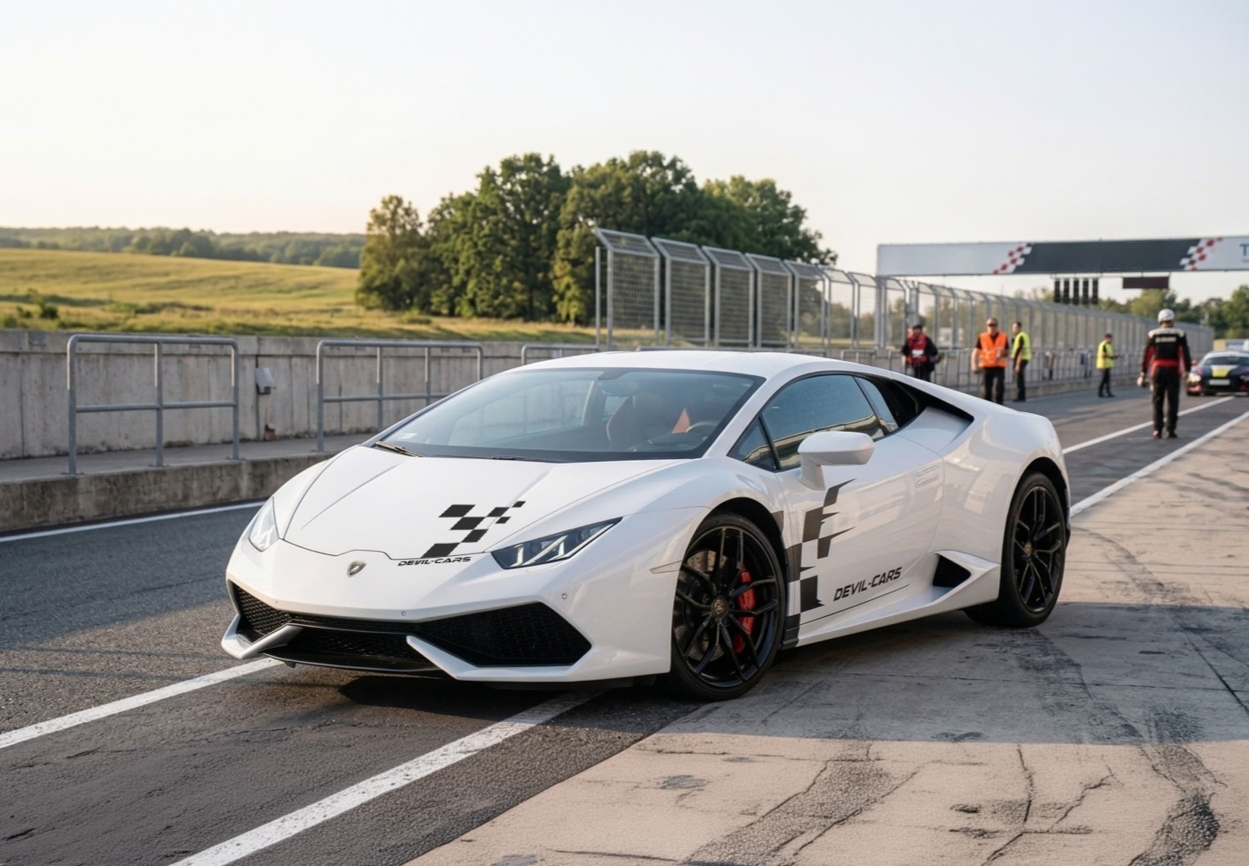 Jazda Lamborghini Huracán | 4 okrążenia | Wiele Lokalizacji | Wyjątkowy Prezent