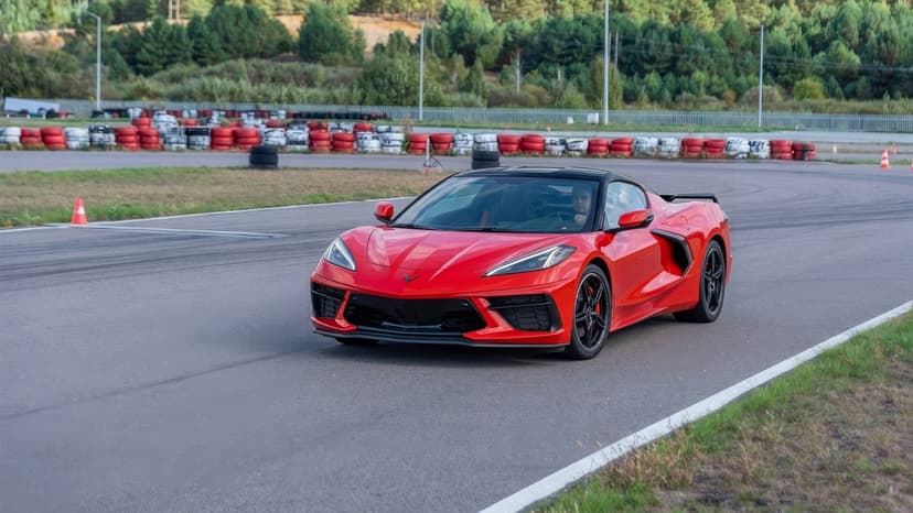 Jazda Chevrolet Corvette C8 | 1 okrążenie | Wiele Lokalizacji